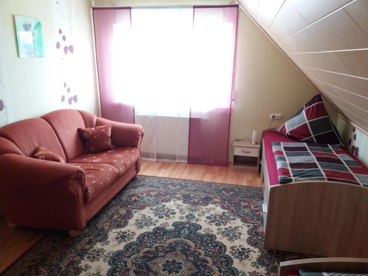 Ferienwohnung Knaub Бад Вилдунген Екстериор снимка