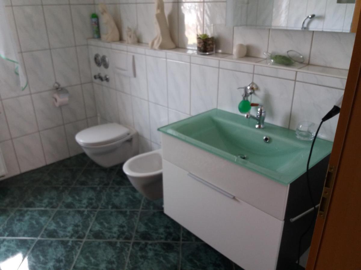 Ferienwohnung Knaub Бад Вилдунген Екстериор снимка