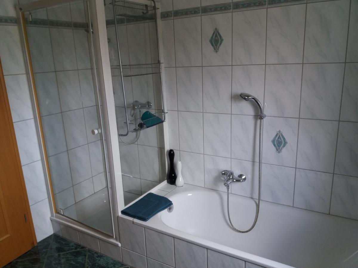 Ferienwohnung Knaub Бад Вилдунген Екстериор снимка